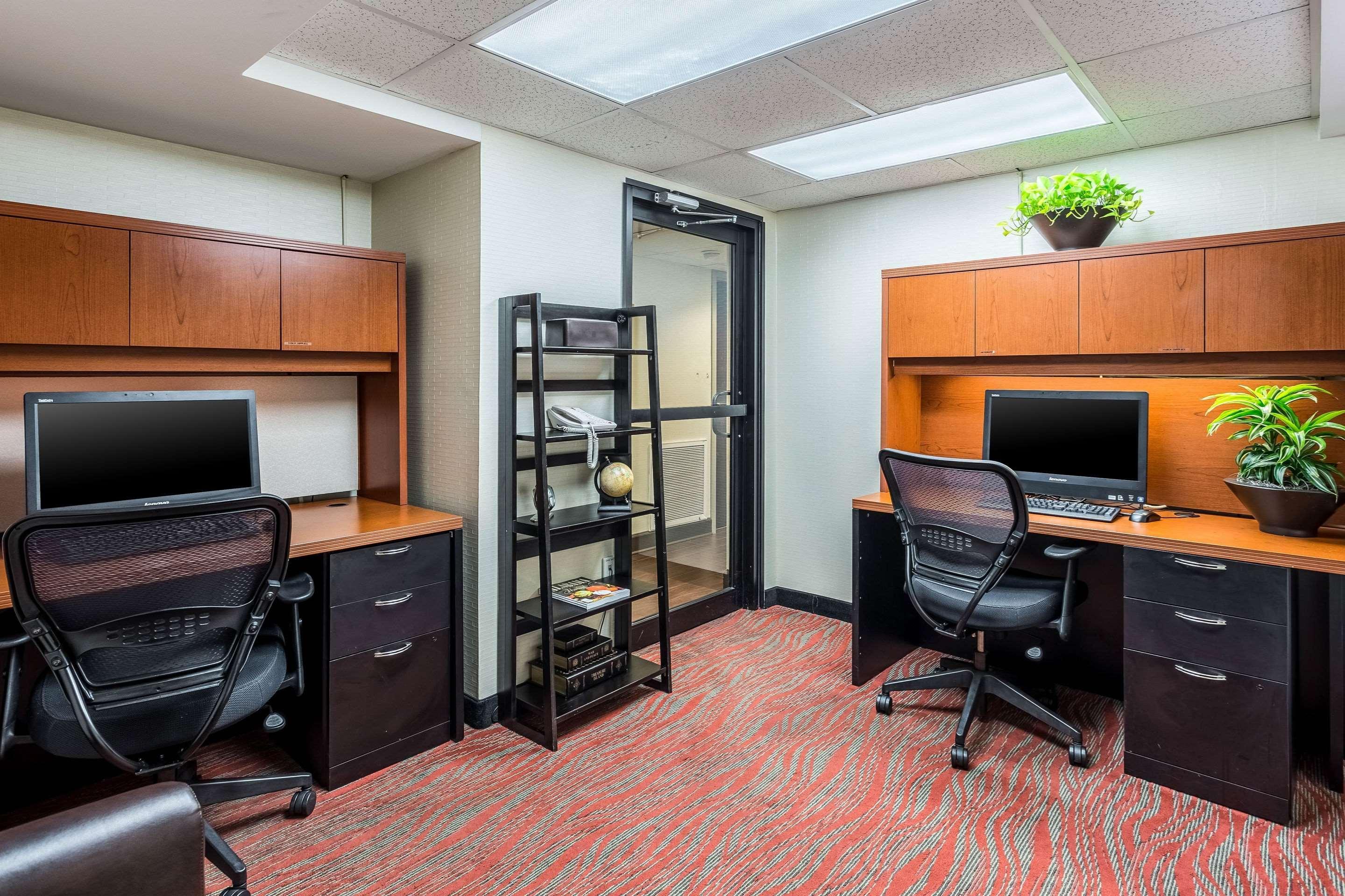 Clarion Pointe Huntsville Research Park Екстериор снимка